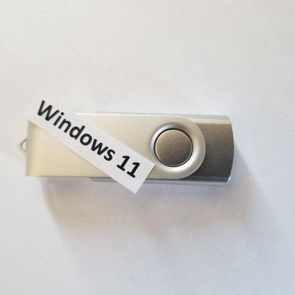 Windows 11 Bootable USB 16GB - No TPM Requirement - Clean Install Ready - Picture 4 of 4